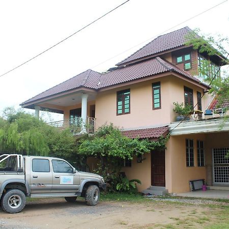 Saba Lodge ドゥングン エクステリア 写真